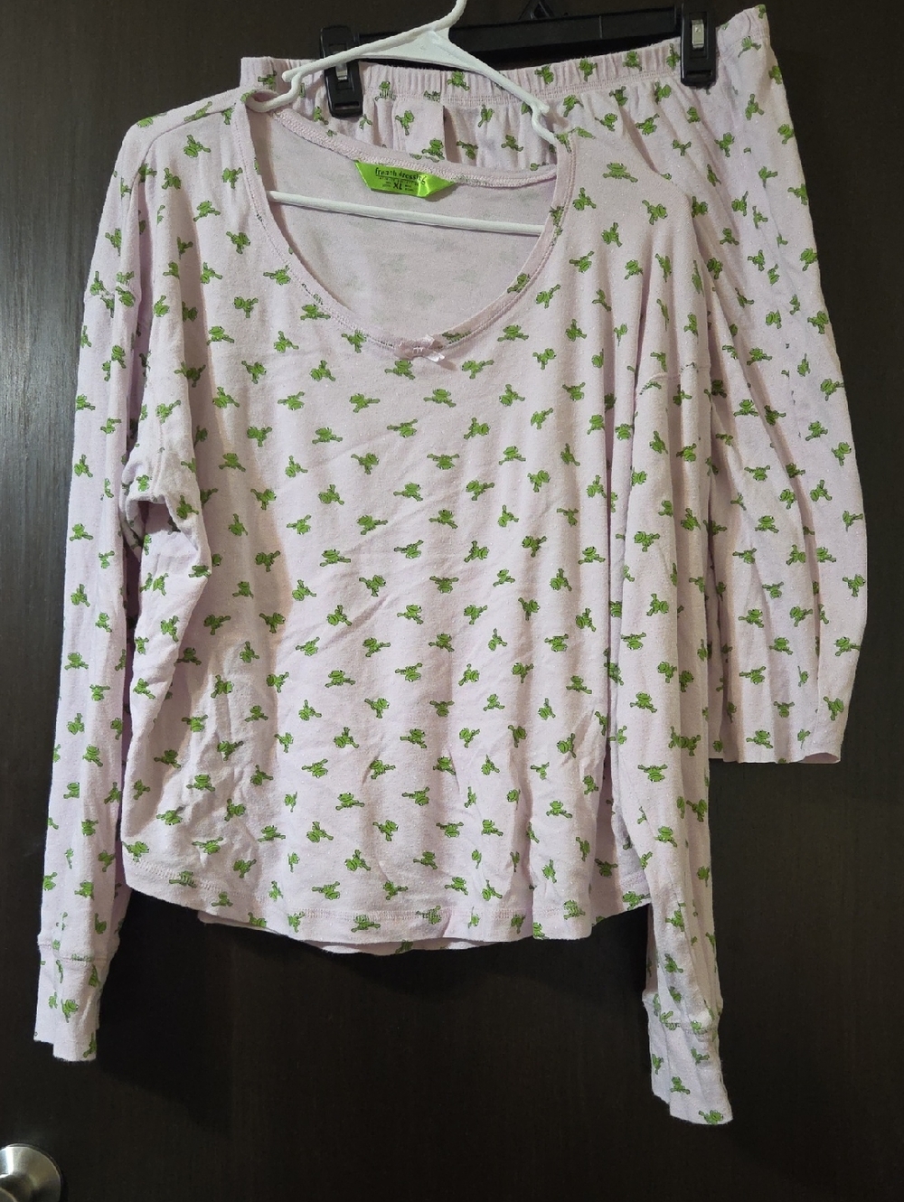 French Dressing ladies pajamas Top & Shorts cutoffs pink with frogs XL